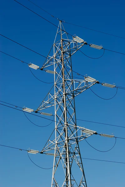 Pilón de electricidad - Imagen de stock —  Fotos de Stock