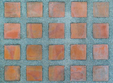 Bir evde ya da otelde eski turuncu seramik döşeme. Tayland