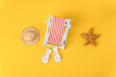 Denizde güzel bir tatil hakkında konsept fotoğraf.