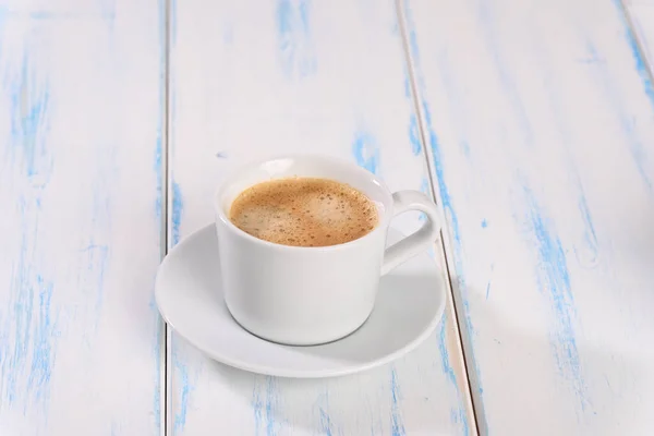 Kaffee Porzellan Auf Einem Weißen Holztisch — Stockfoto