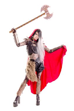 Kırmızı başlıklı.