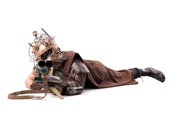 Steampunk Post Apokalyptischer Soldat Posiert Isoliert Weiß — Stockfoto