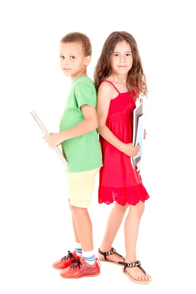 Kleine Kinderen Met Boeken Geïsoleerd Het Wit — Stockfoto