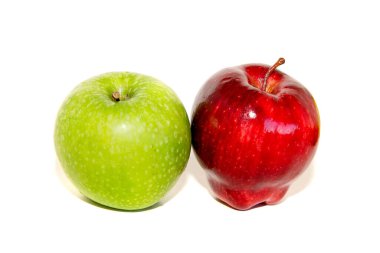 elmalar beyaz arkaplanda izole