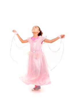 Prenses gibi giyinmiş kız