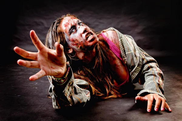 Zombie girl — Stock Photo, Image