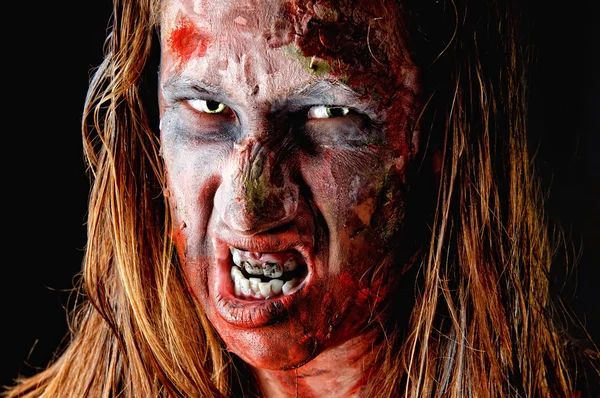 Halloween female zombie — Stock Photo, Image