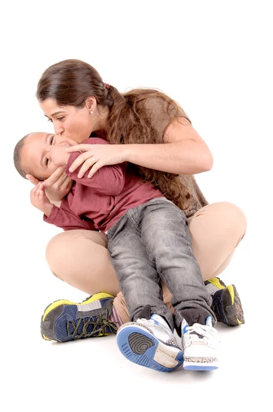 Mujer joven con niño — Foto de Stock