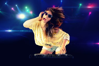 DJ Kız