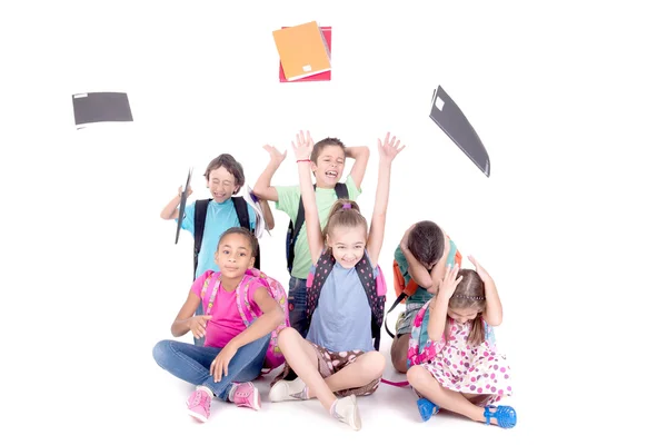 Kleine Kinder in der Schule — Stockfoto