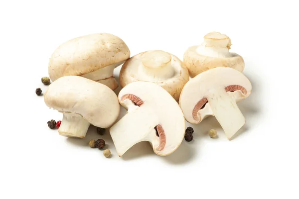 Cogumelos Crus Pimenta Isolados Sobre Fundo Branco — Fotografia de Stock