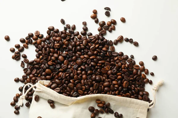 Torba Nasionami Kawy Białym Tle — Zdjęcie stockowe