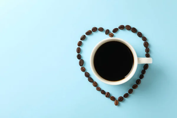 Heart Made Coffee Beans Cup Coffee Blue Background — Stock Photo, Image