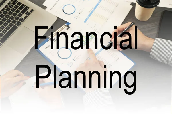 Zakelijke Partners Doen Een Financiële Planning Zwart Houten Tafel — Stockfoto