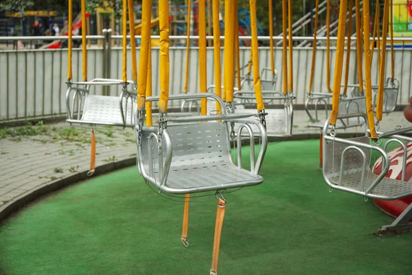 Empty Swings Carousel Attraction Park — Stock Photo, Image