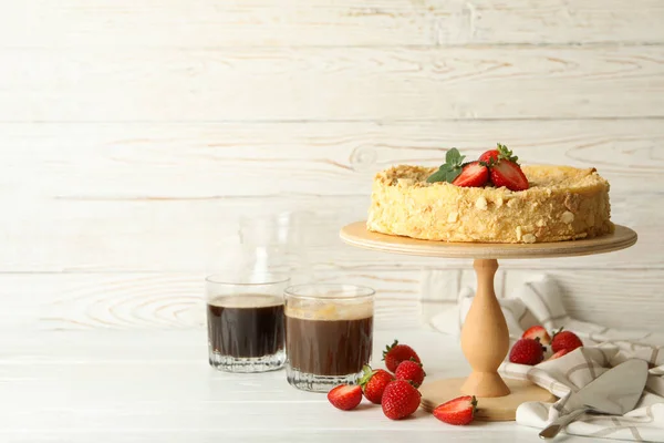 Concept Tasty Lunch Stand Napoleon Cake Strawberry — Stock Photo, Image