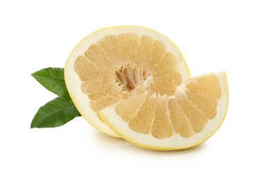 Olgun pomelo meyvesi beyaz arkaplanda izole