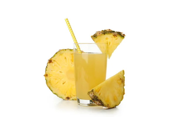 Glas Välsmakande Ananas Juice Och Skivor Isolerade Vit Bakgrund — Stockfoto