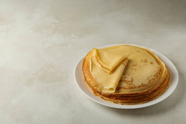 Plate Thin Pancakes White Textured Background — Stock Photo, Image