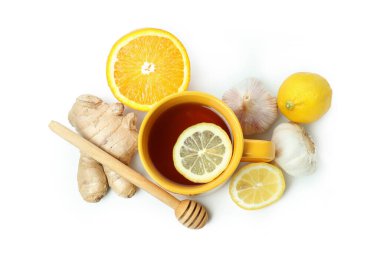 Beyaz arkaplanda izole edilmiş alternatif soğuk tedavi kavramı