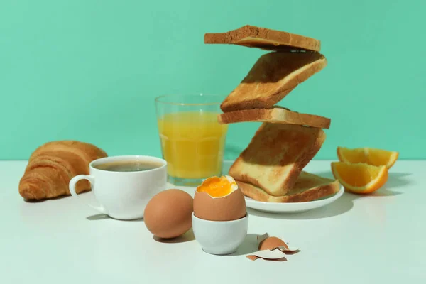 Haşlanmış Yumurtalı Lezzetli Kahvaltı Kavramı Yakın Plan — Stok fotoğraf