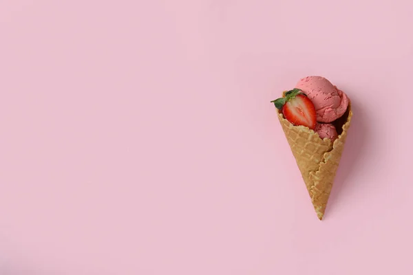 Cone Strawberry Ice Cream Pink Background — Stock Photo, Image
