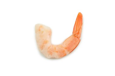 Beyaz arka planda izole edilmiş lezzetli karides.