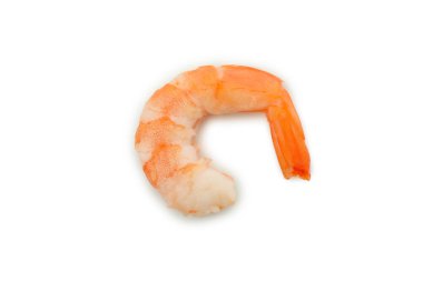 Beyaz arka planda izole edilmiş lezzetli karides.