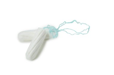 Beyaz arkaplanda iki kullanılmayan tampon izole edildi