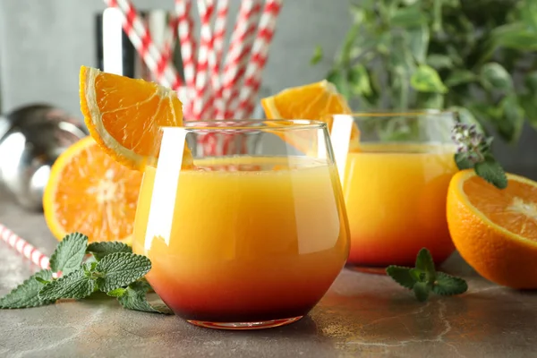 Tequila Sunrise Cocktails Gray Textured Table Close — Stock Photo, Image