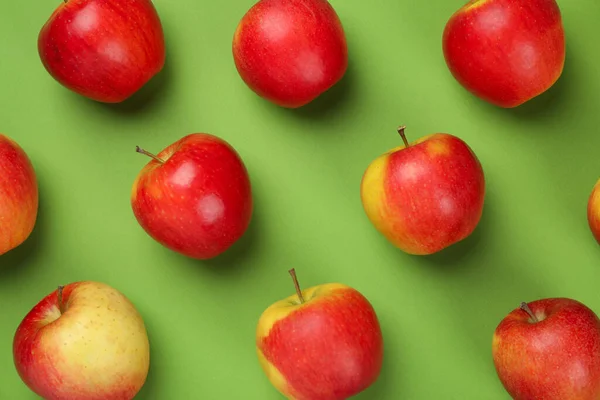 Ripe Apples Green Background Top View — Stock Photo, Image