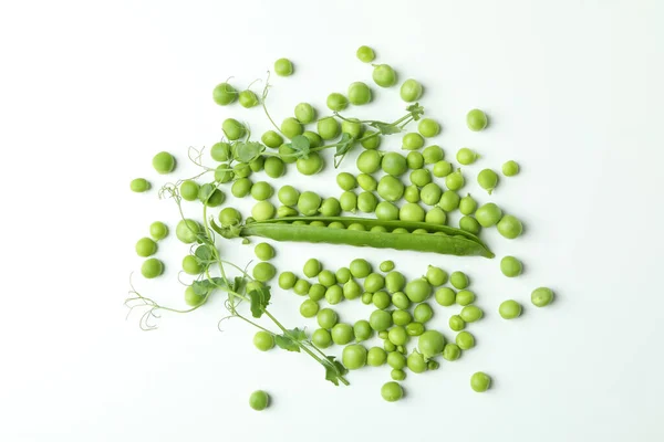 Verse Groene Erwten Zaden Peulen Witte Achtergrond — Stockfoto