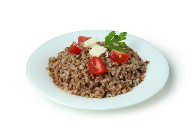 Beyaz arka planda izole edilmiş lezzetli karabuğday.