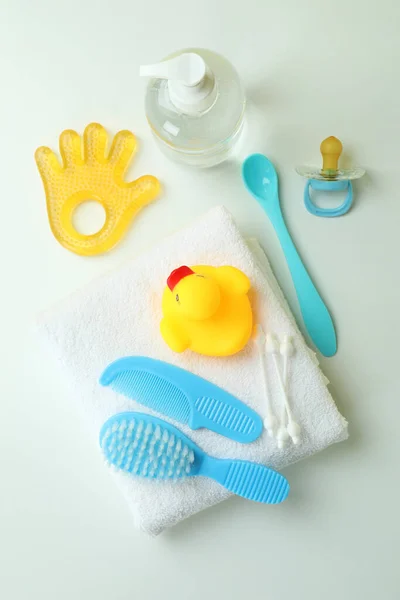 Diferentes Accesorios Higiene Para Bebés Sobre Fondo Blanco — Foto de Stock