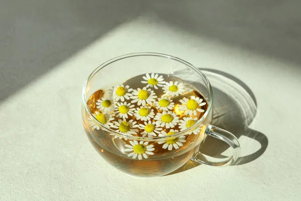 Taza Manzanilla Mesa Blanca Con Textura — Foto de Stock