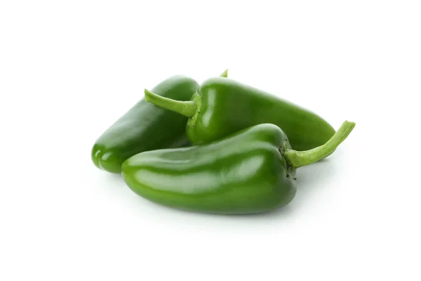 Groene Hete Paprika Geïsoleerd Witte Achtergrond — Stockfoto