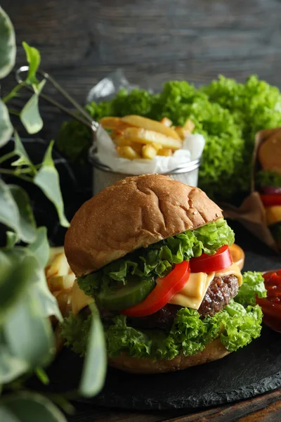 Concept Tasty Food Delicious Burger — Stock Photo, Image