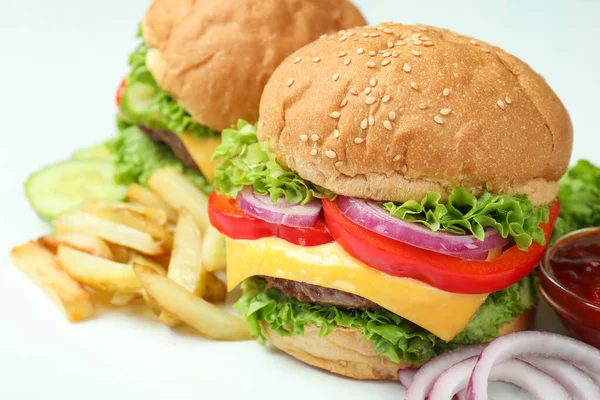 Концепция Вкусной Еды Вкусными Гамбургерами — стоковое фото