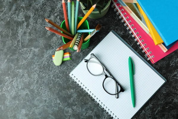 Skol Eller Studiematerial Svart Rökbord — Stockfoto