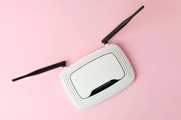 Router External Antennas Pink Background — Stock Photo, Image