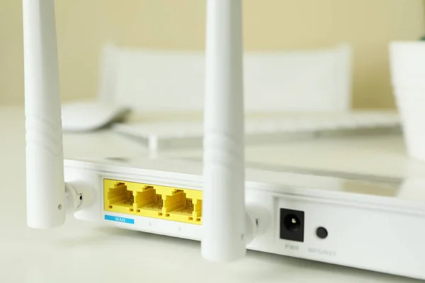 Router White Table Close — Φωτογραφία Αρχείου