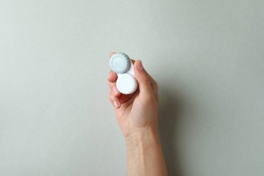 Gözler ve sağlık hizmetleri için kontakt lens kavramı