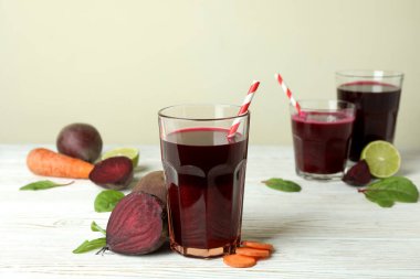 Pancar suyu ile sağlıklı içecek kavramı