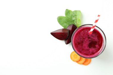 Pancar suyu ile sağlıklı içecek kavramı