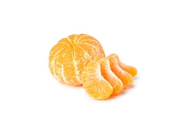Mandarinky Kousky Izolované Bílém Pozadí — Stock fotografie