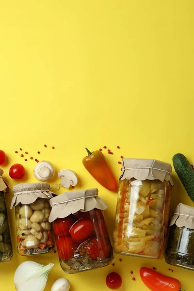 Jars Pickled Vegetables Ingredients Yellow Background — Stock Photo, Image