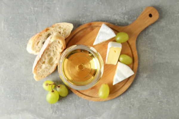 Concetto Gustoso Mangiare Con Vino Bianco Tavolo Grigio Testurizzato — Foto Stock