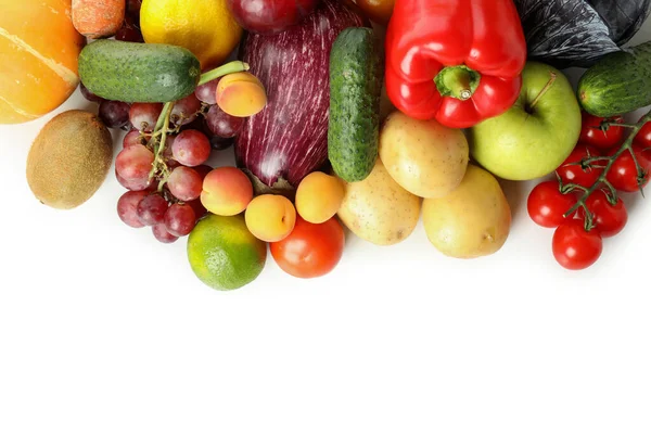 Différents Légumes Fruits Isolés Sur Fond Blanc — Photo