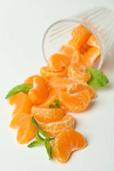 Konzept Der Herstellung Von Mandarinensaft Mit Glas Mit Mandarinen Auf — Stockfoto