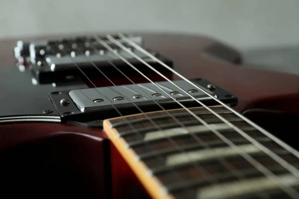 Guitarra Elétrica Vermelha Close Foco Seletivo — Fotografia de Stock
